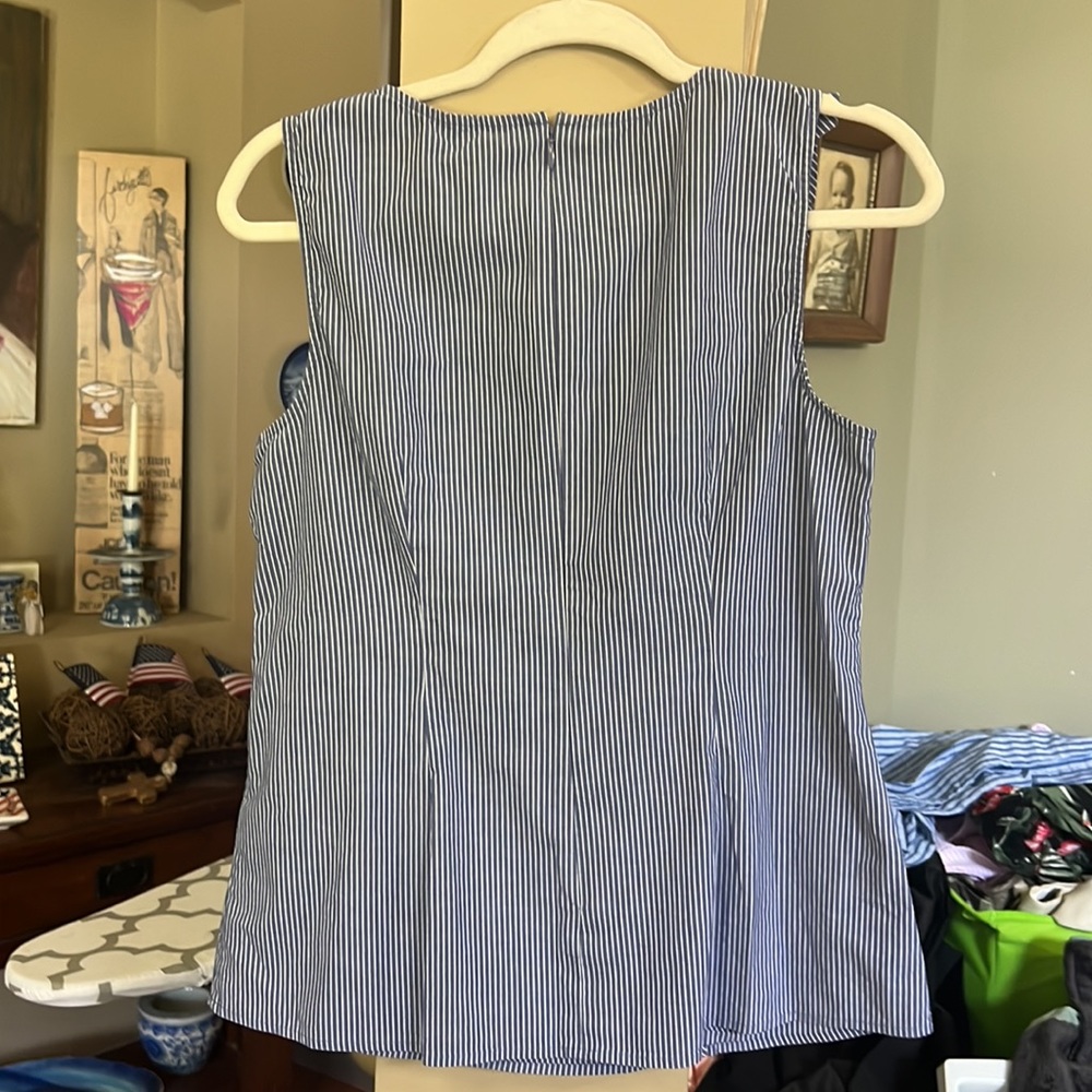 Banana Republic blouse - Picture 4 of 8